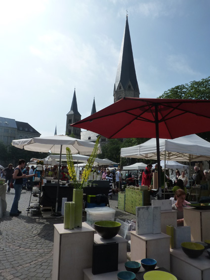 Impressionen Bonner Töpfermarkt Münsterplatz